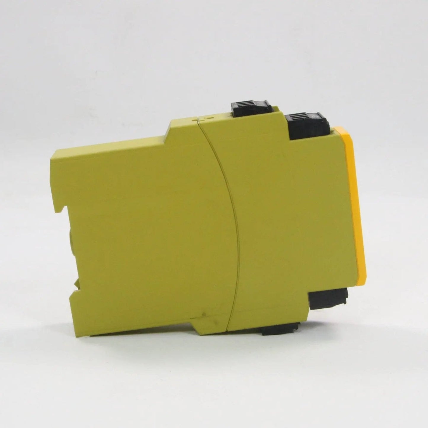 Pilz PNOZ e1 1p Safety Relay 774133