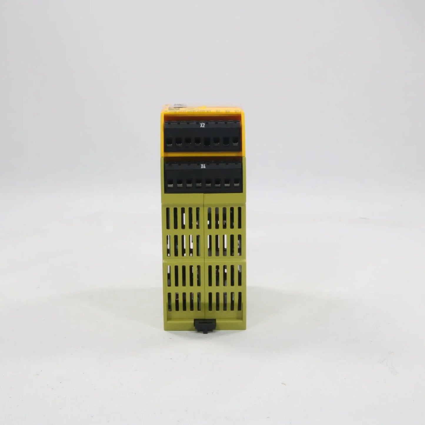 Pilz PNOZ mB0 Basic Unit