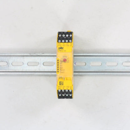Pilz PNOZ s4 Safety Relay