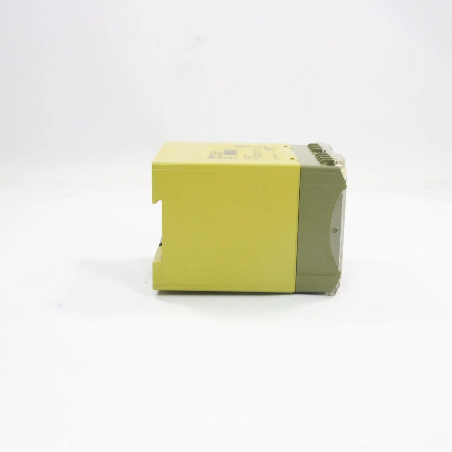 Pilz PNOZ s4 Safety Relay