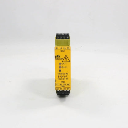 Pilz PZE X4P Safety Relay 777585