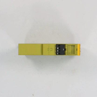 Pilz PZE X4P Safety Relay 777585