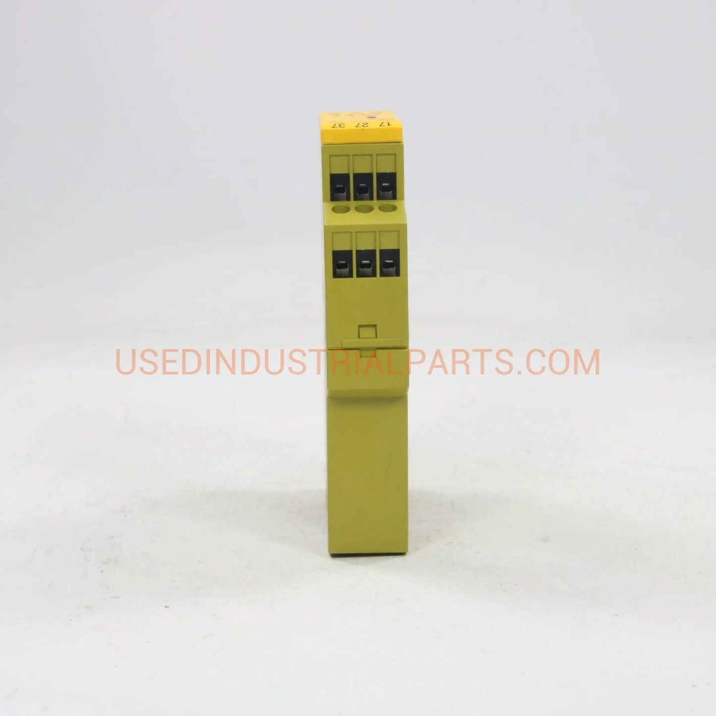 Pilz PZE X4V 774583 Safety Relay - New