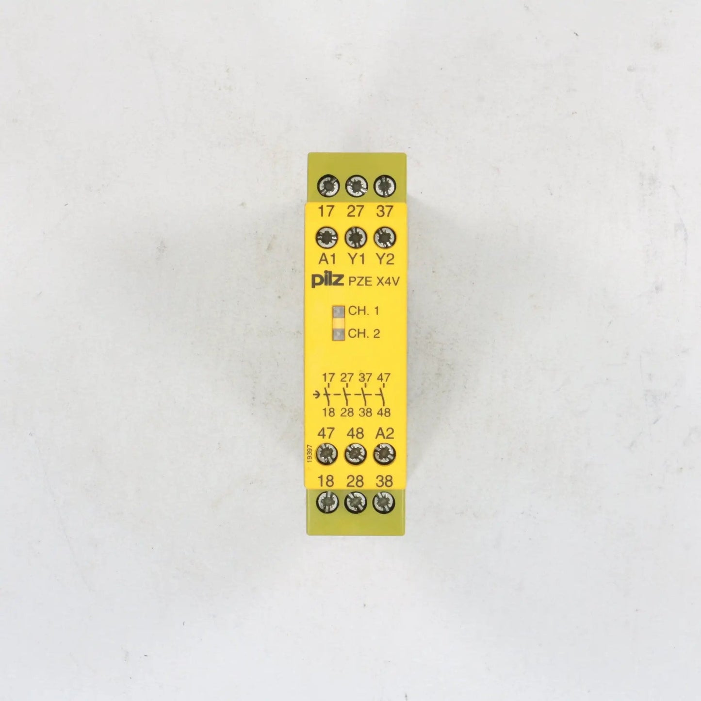Pilz PZE X4V 774583 Safety Relay