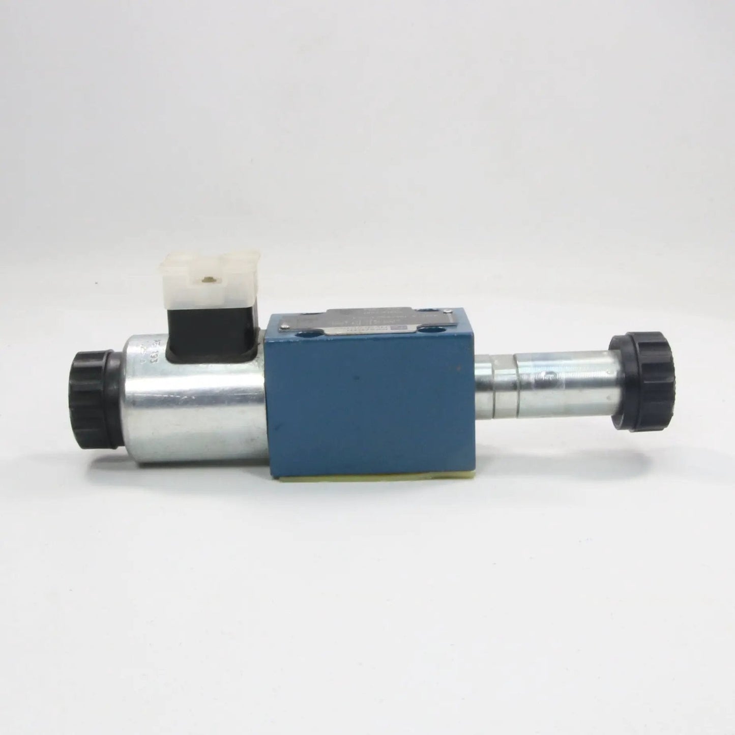 Rexroth Hydraulics 4WE 6 J62/EG24N9K4 Directional Spool Valve
