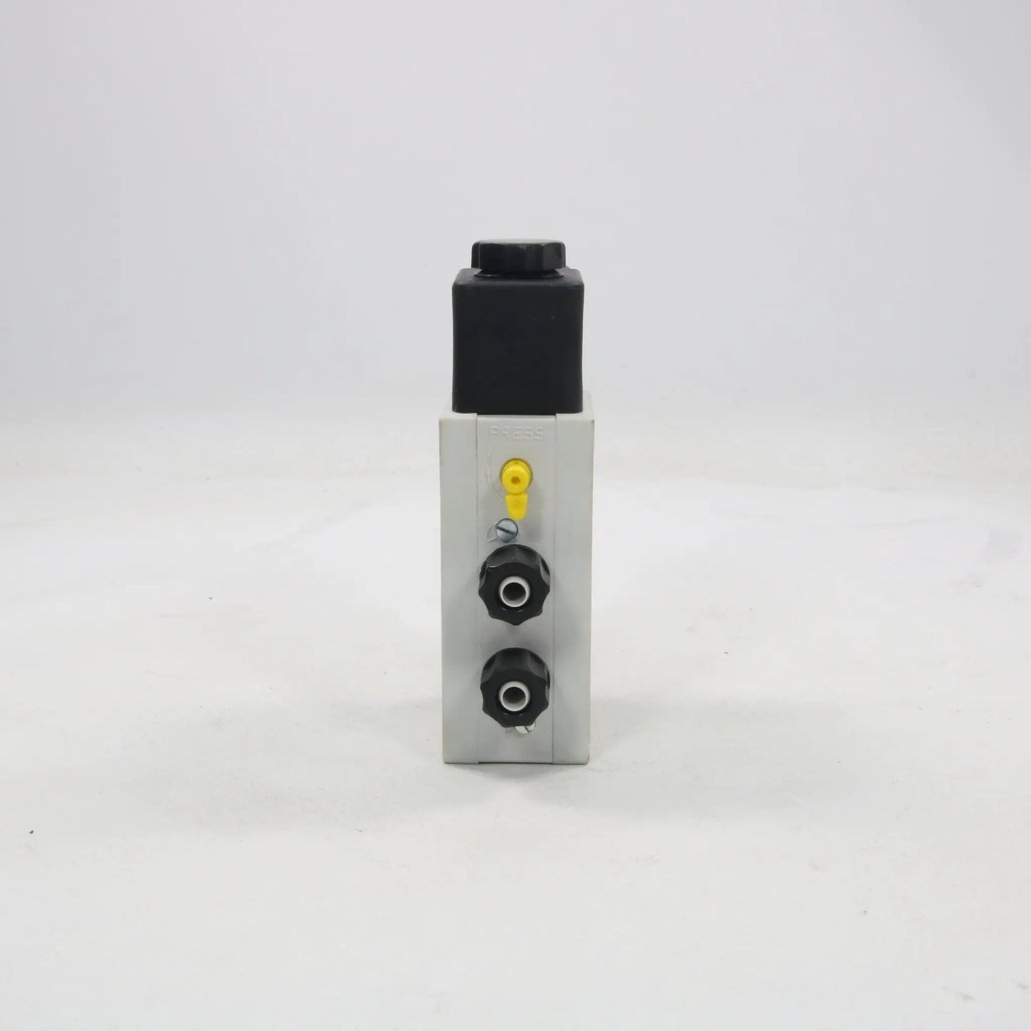 Rexroth Pneumatik 572 740 022 0 Solenoid Valve
