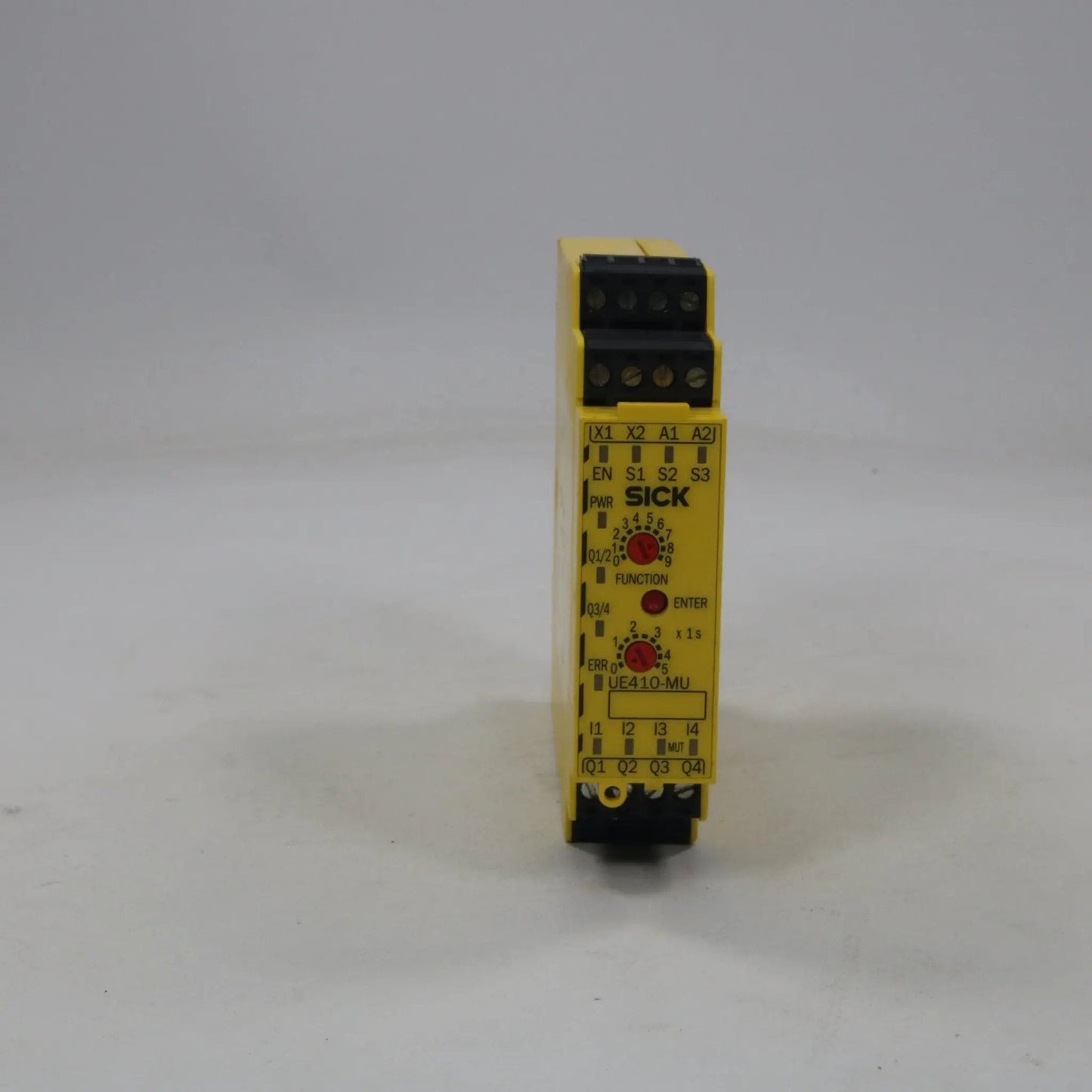 SICK UE 410-MU3T5 Safety Relay