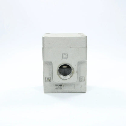 SMC 3 POSITION VALVE VEX3500-06F