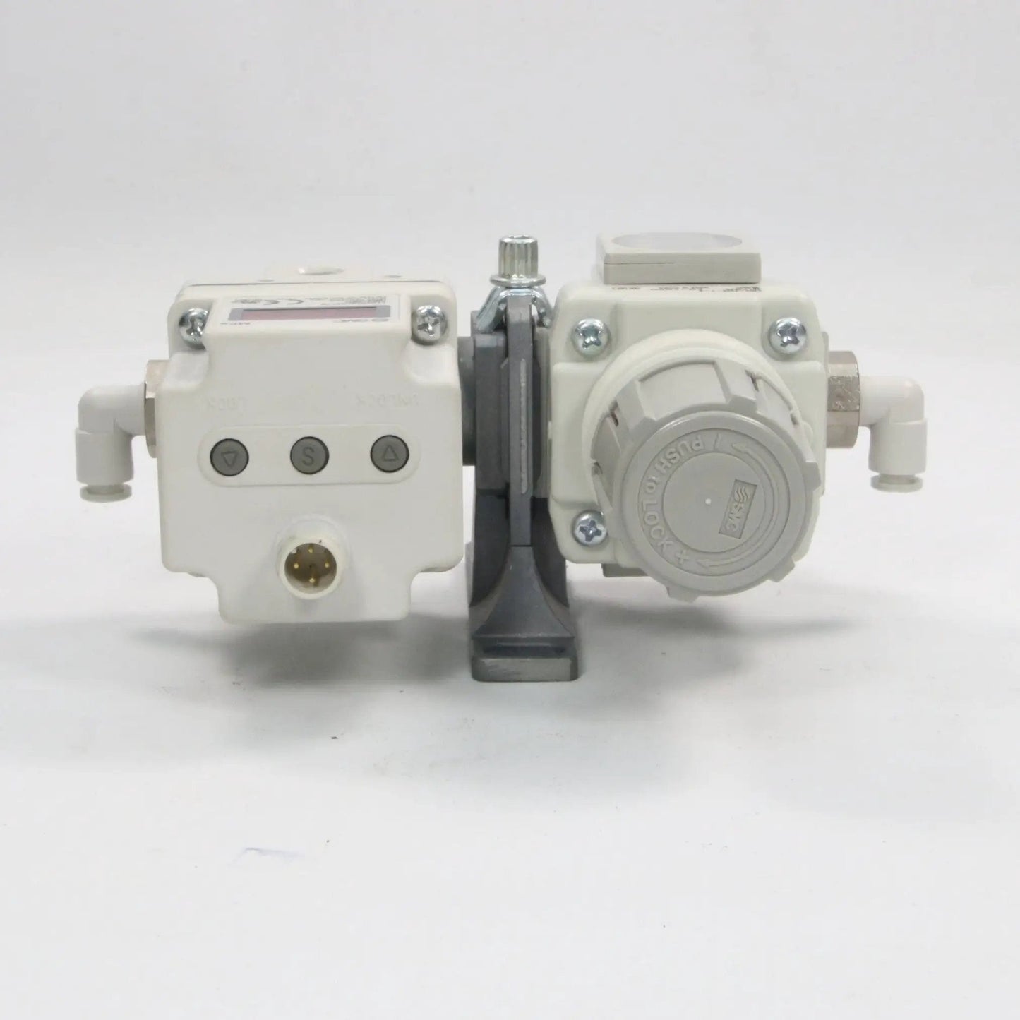 SMC ITV1010 03F2N Pneumatic Regulator