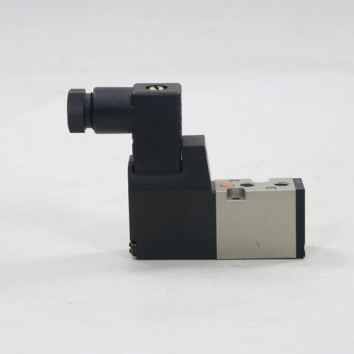 SMC VZ1120-5D-M5 Solenoid Valve