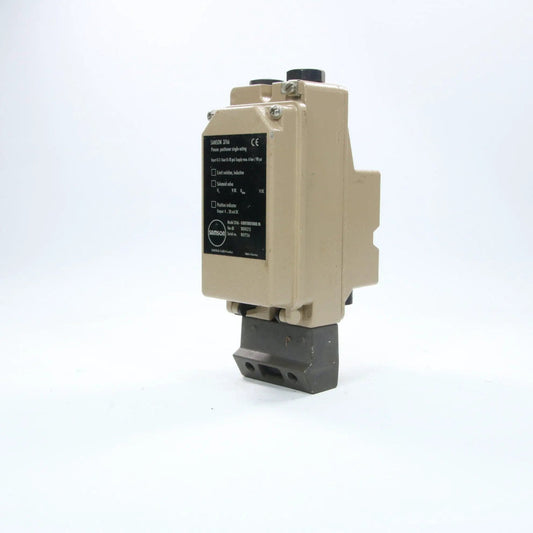 Samson pneumatic positioner 3766 1008212 Used