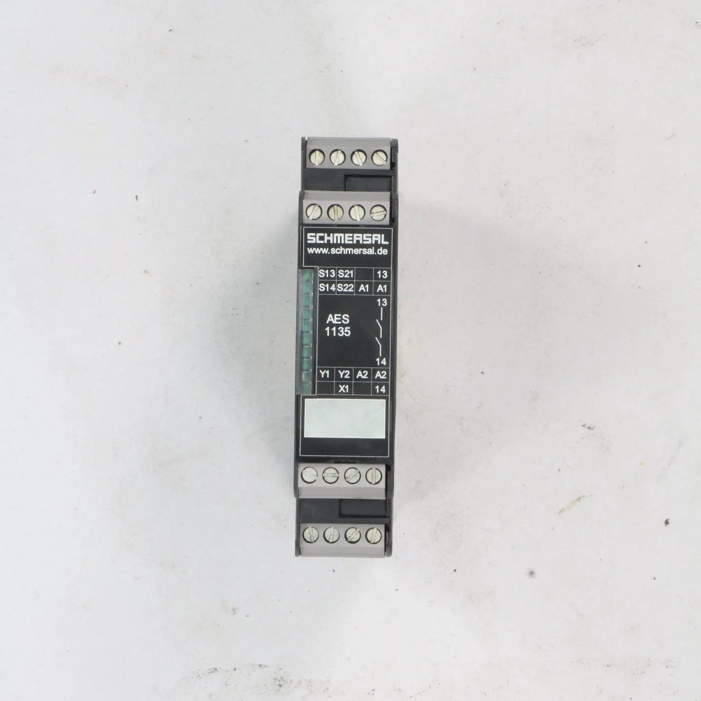 Schmersal AES 1135 Safety Relay