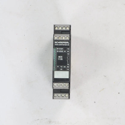 Schmersal AES 1135 Safety Relay