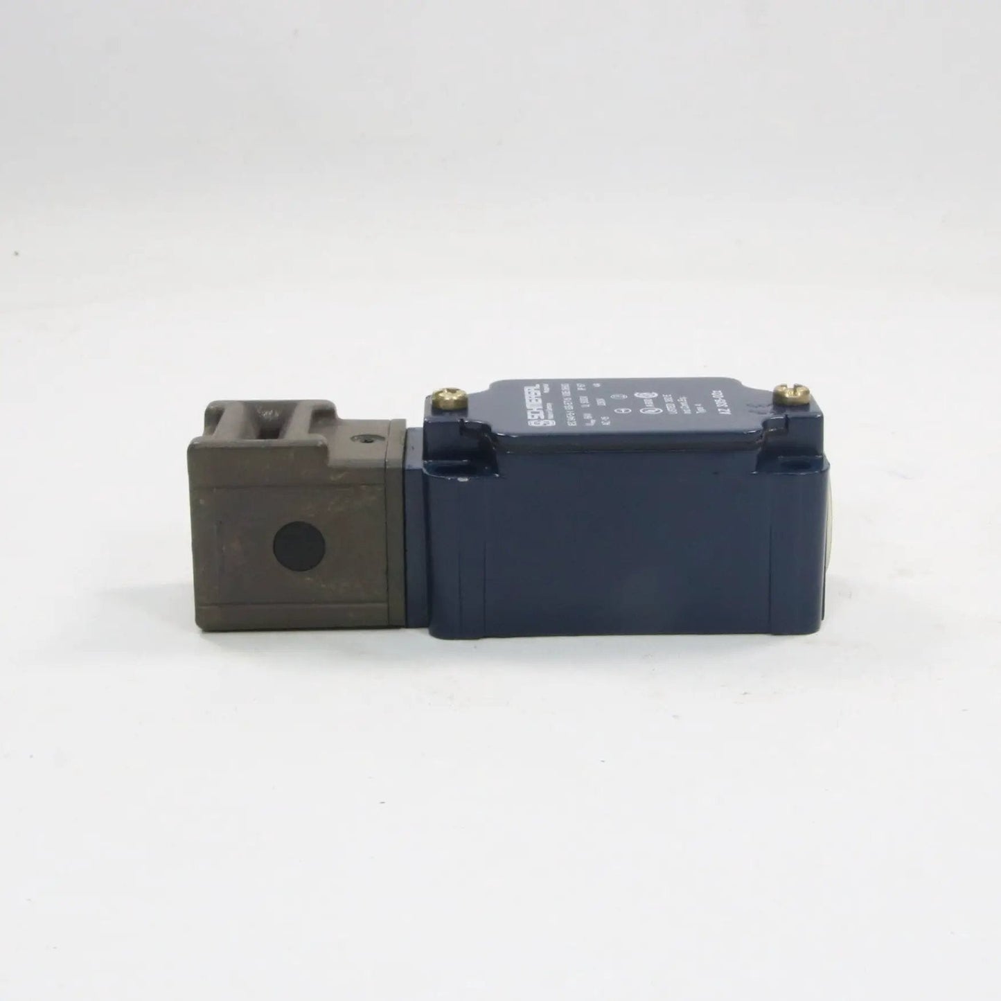 Schmersal AZ 335 02z Safety Switch