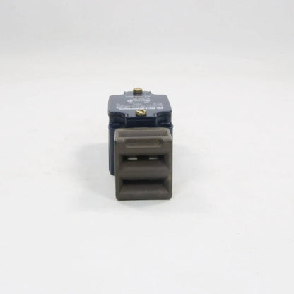 Schmersal AZ 335 02z Safety Switch