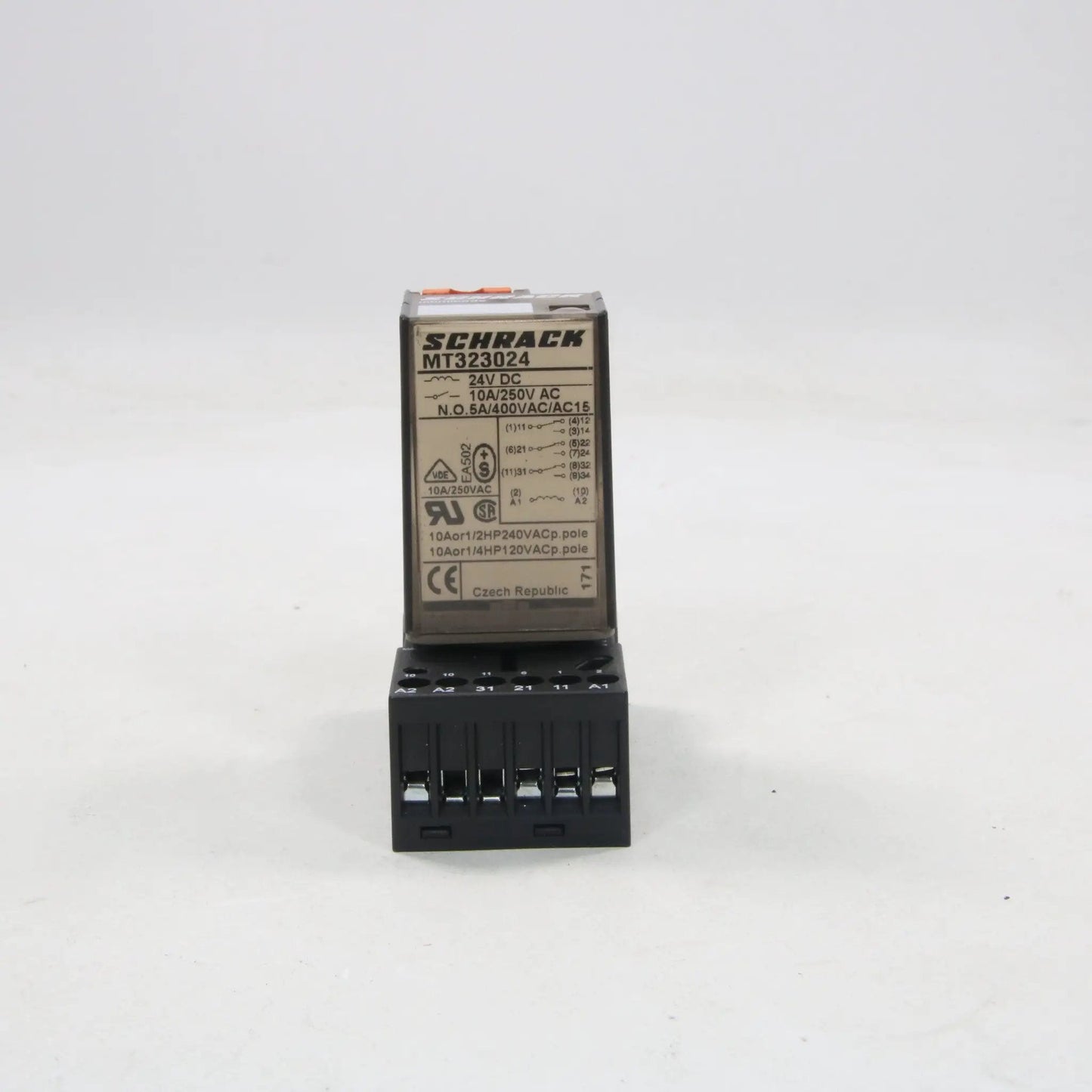 Schrack MT323024 Plug In Relay