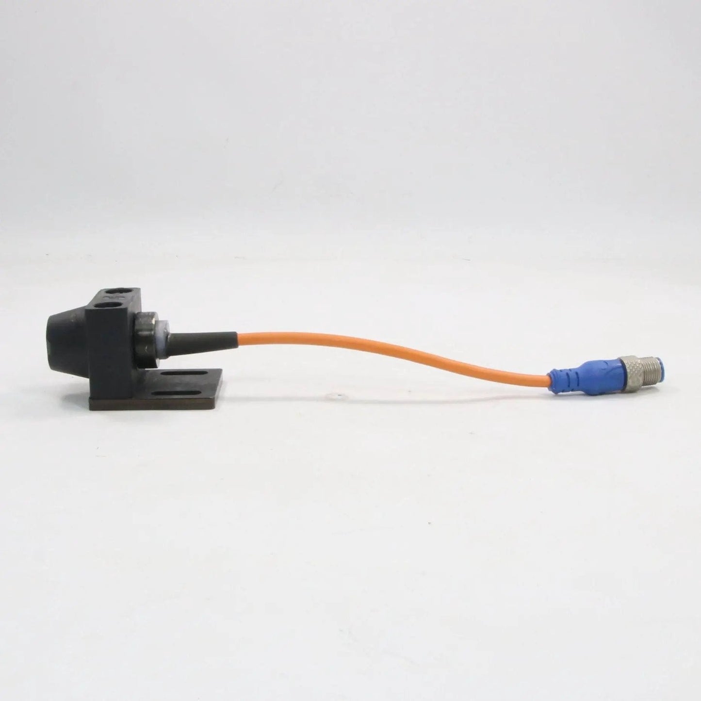 Senstronic A120212L181011K Inductive Sensor