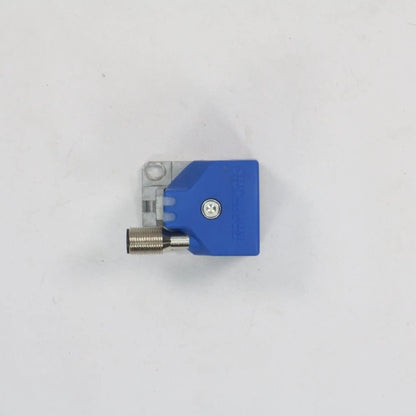 Senstronic A1263L1Q402021 Inductive Sensor