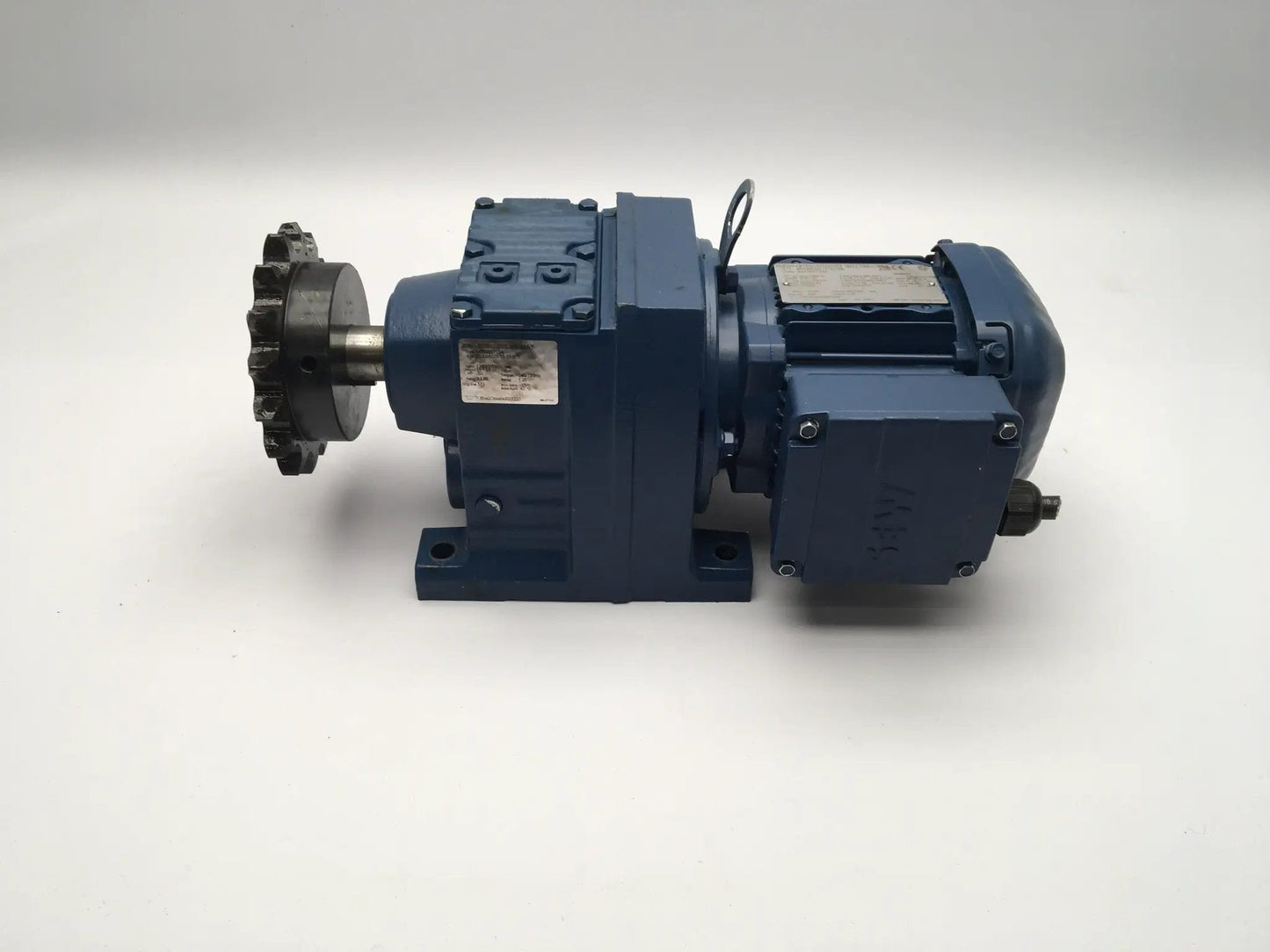 Sew R47 DRS71S4 gearmotor reducer 0.37kW i:56,73