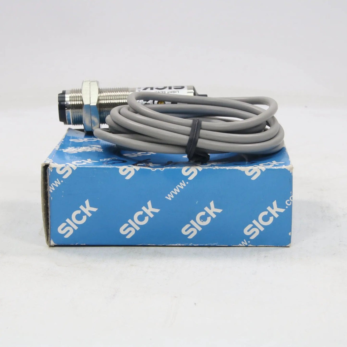 Sick VTF180-P112 Cylindrical Photoelectric Sensor