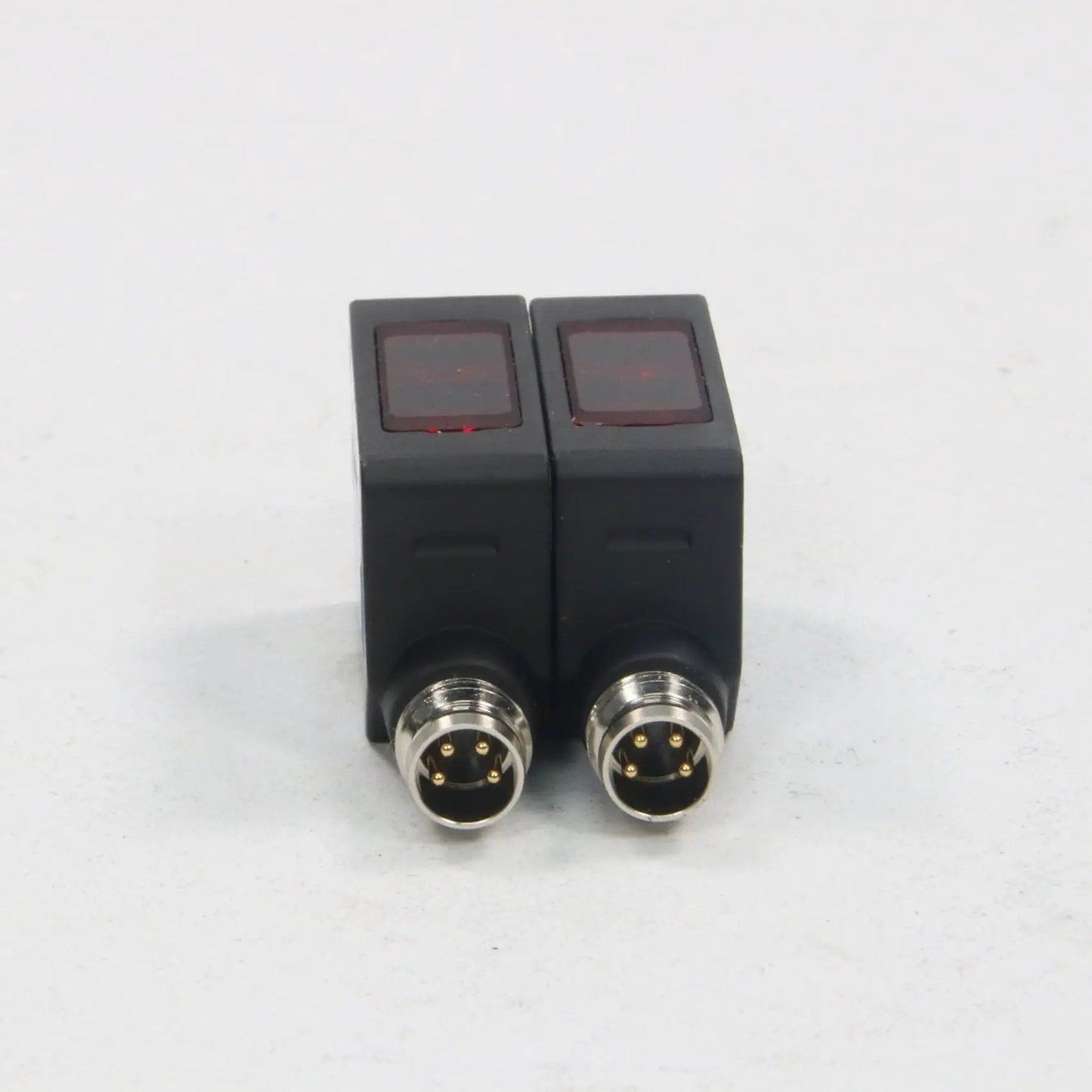 Sick WS WE100 P4339 Miniature Photoelectric Sensor Set