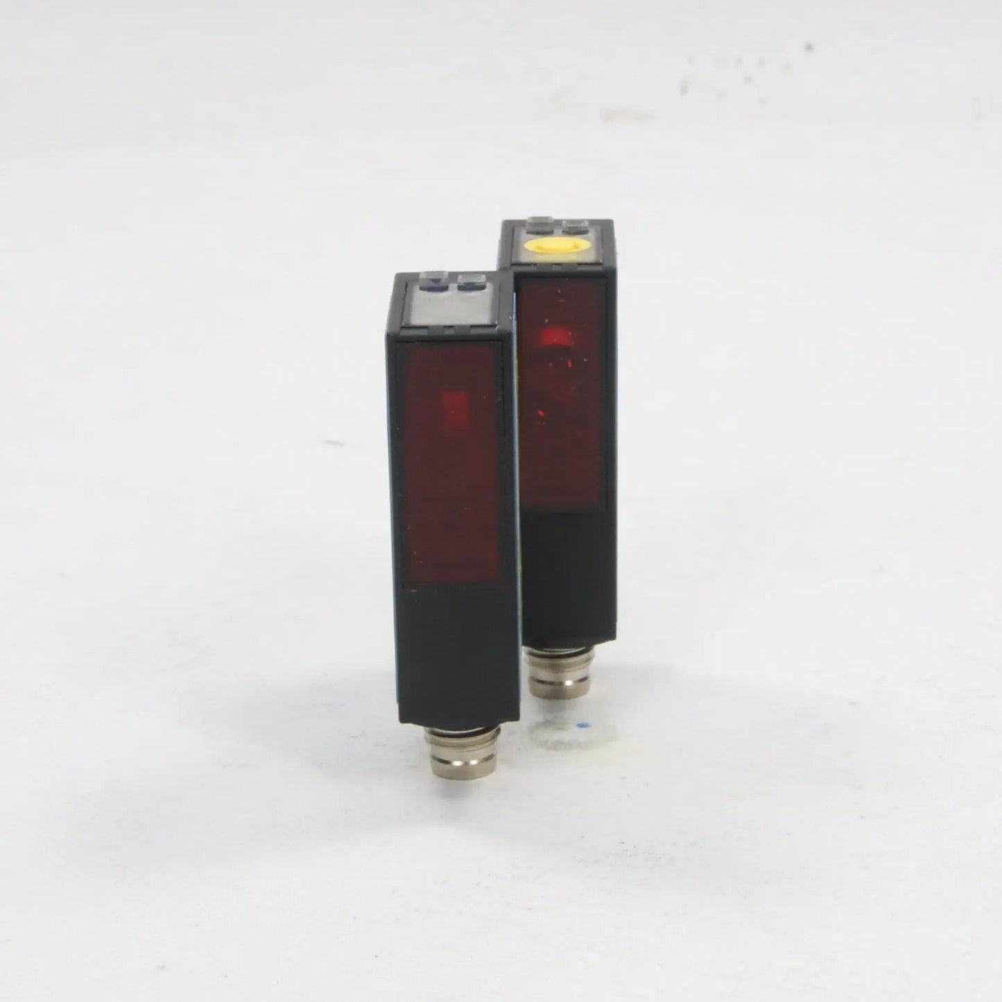 Sick WS WE9L P330 Small Photoelectric Sensors