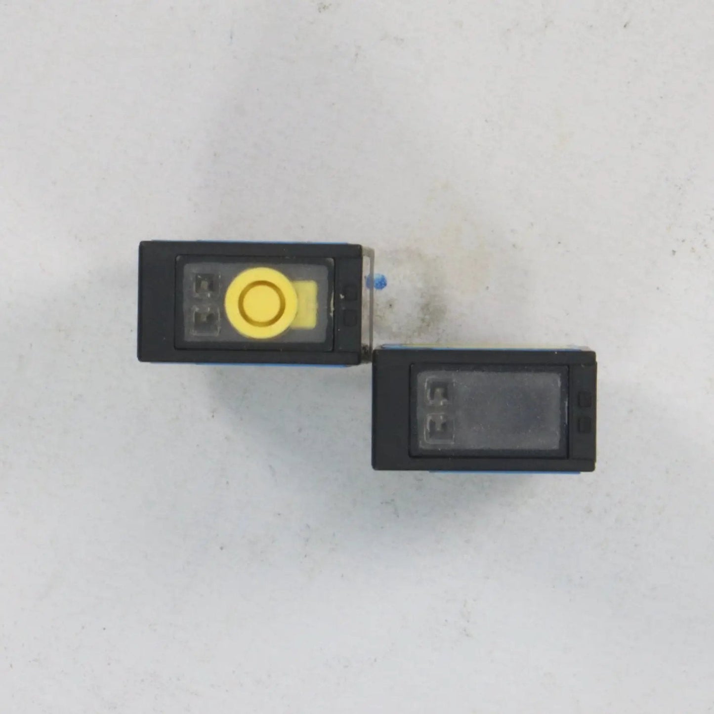 Sick WS WE9L P330 Small Photoelectric Sensors