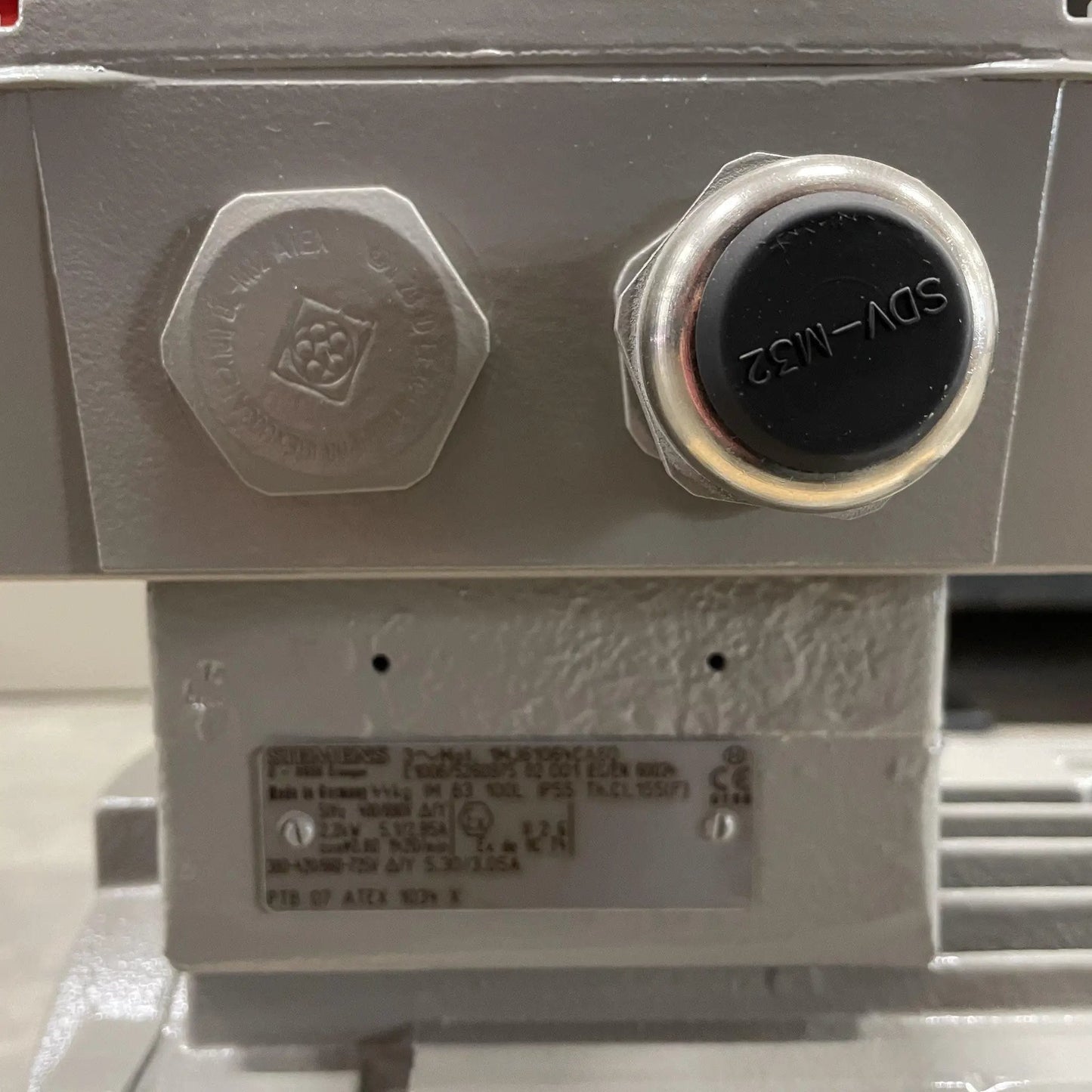 Siemens 1 MJ61334CA60