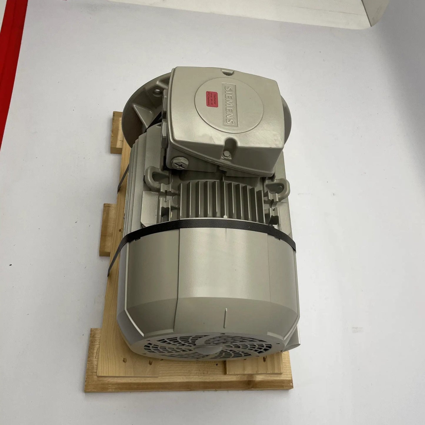 Siemens 1LE10011CA03GB4Z UD 1109/1386049
