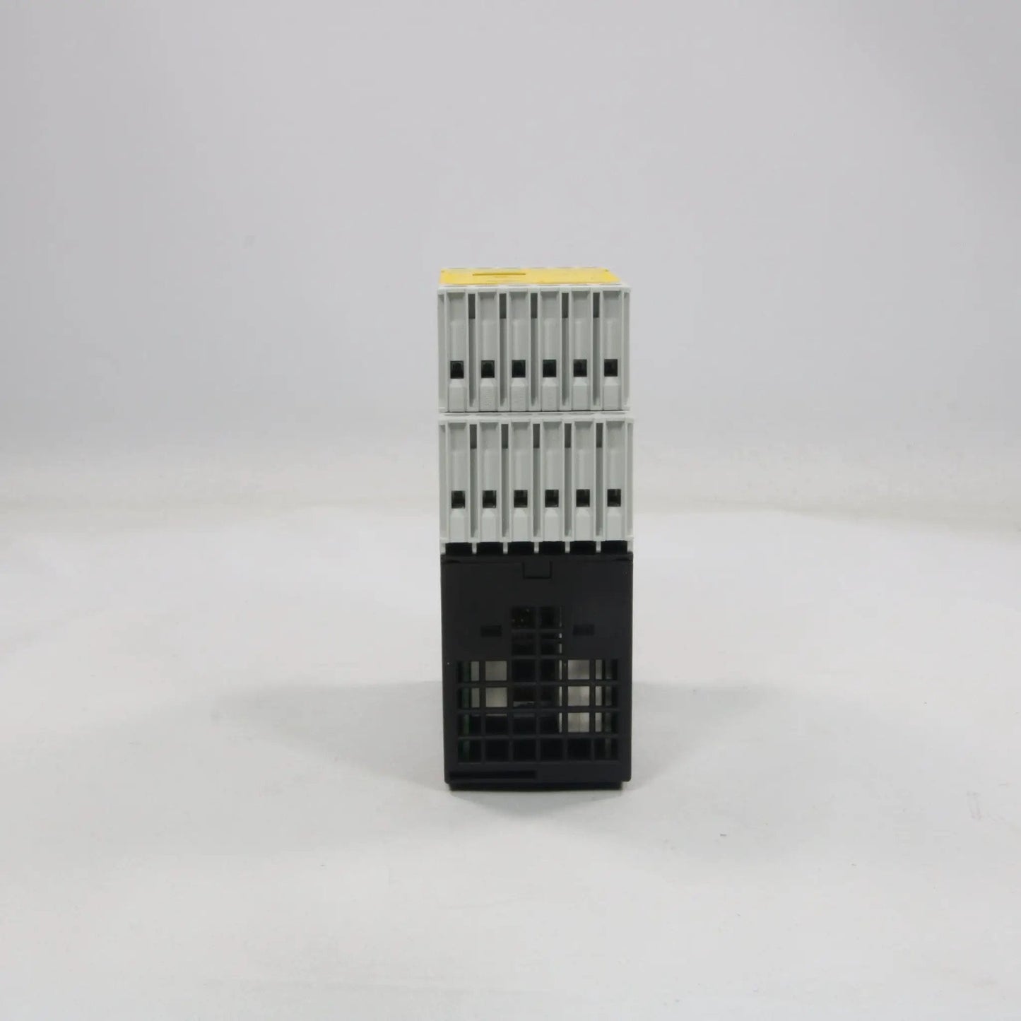 Siemens 3RK1105-1BE04-2CA0 Safety Relay