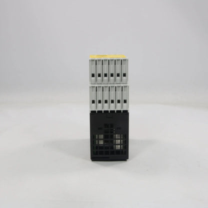 Siemens 3RK1105-1BE04-2CA0 Safety Relay