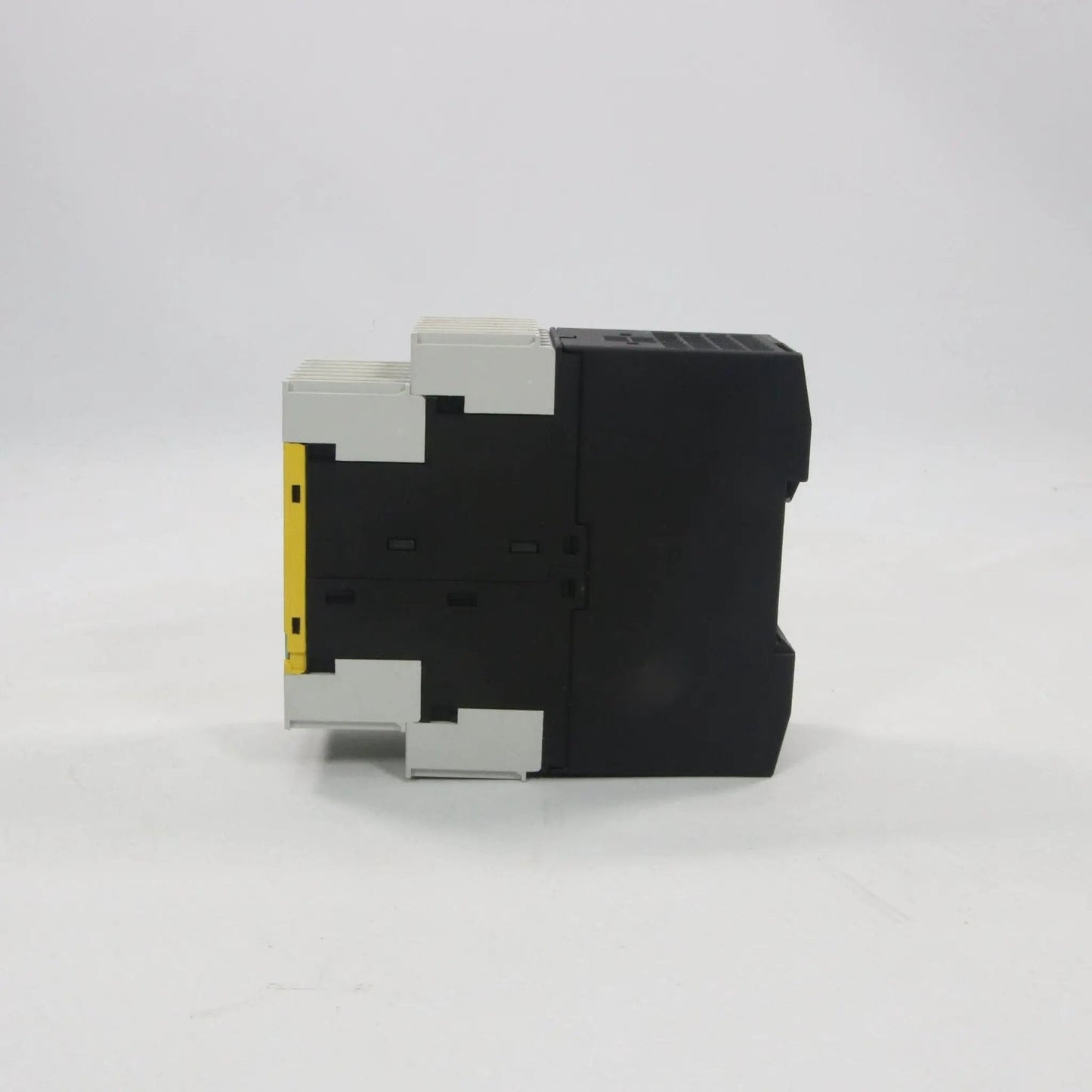 Siemens 3RK1105 1BE04 2CAO Safety Monitor