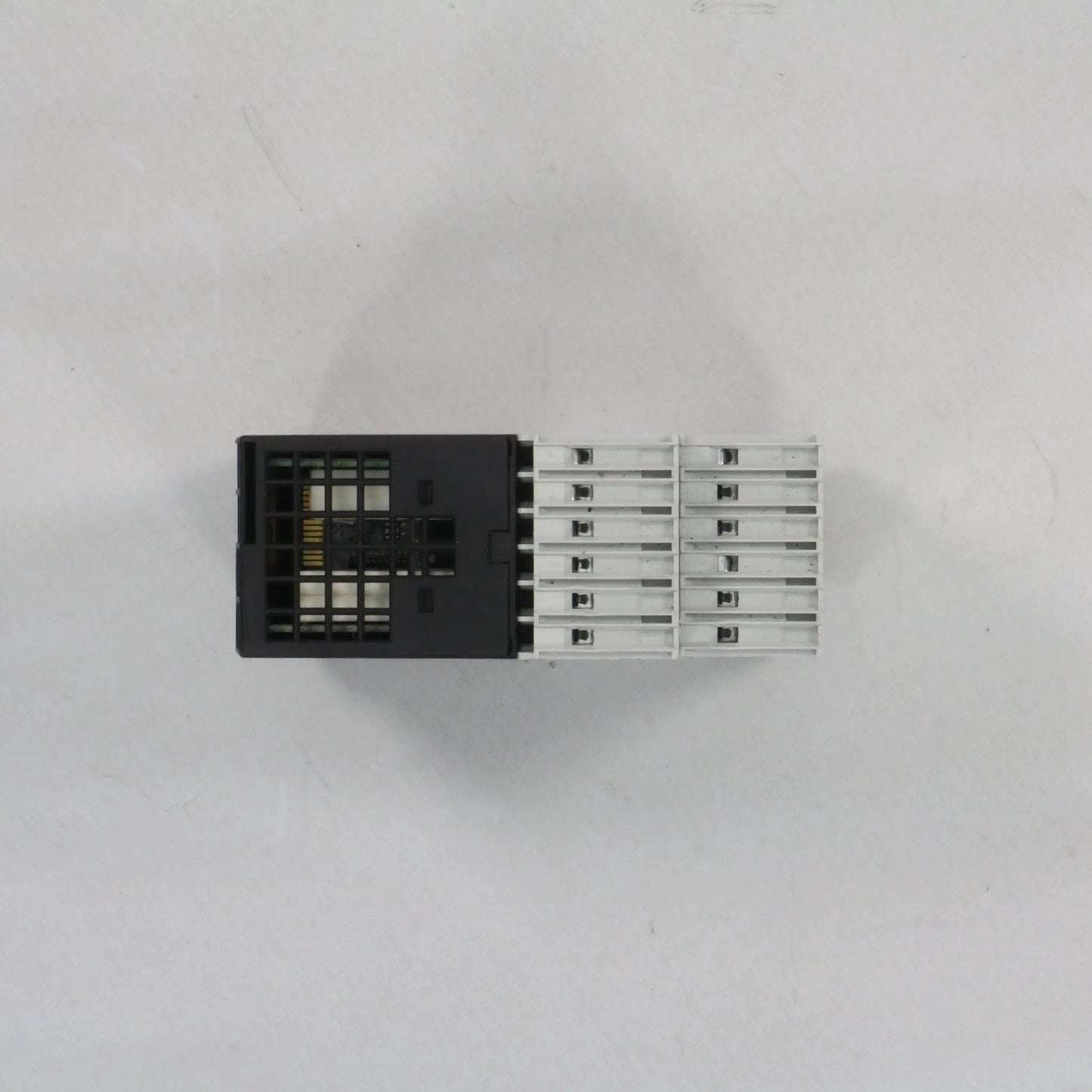 Siemens 3RK1105 1BE04 2CAO Safety Monitor