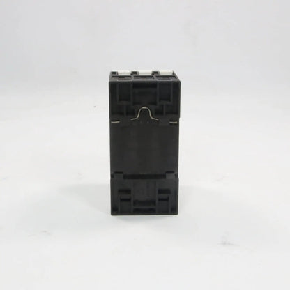 Siemens 3RV1011 1DA10 Circuit Breaker