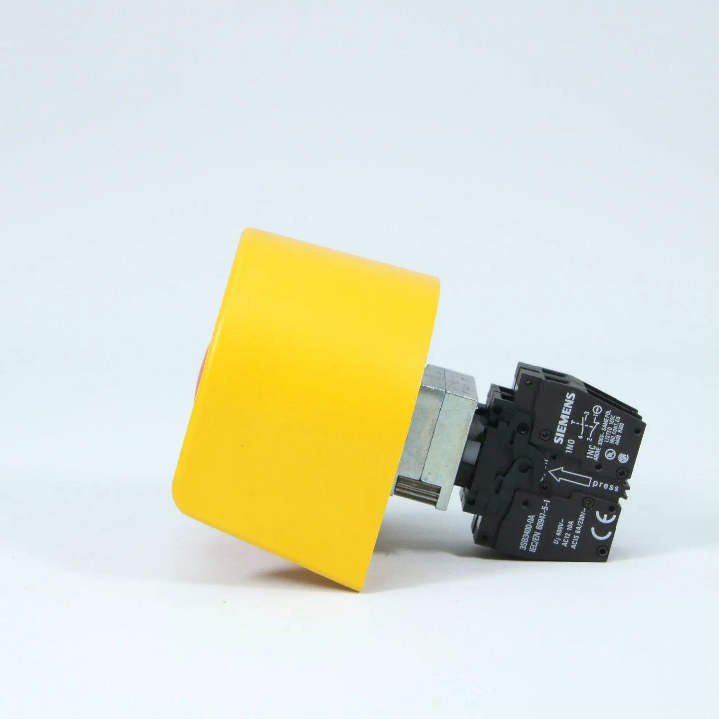 Siemens 3SB3400-0C 2xNC  2xNO EMERGENCY STOP