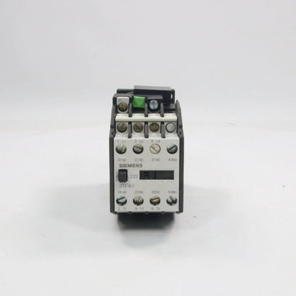 Siemens 3TF40 22 4BB4 Contactor