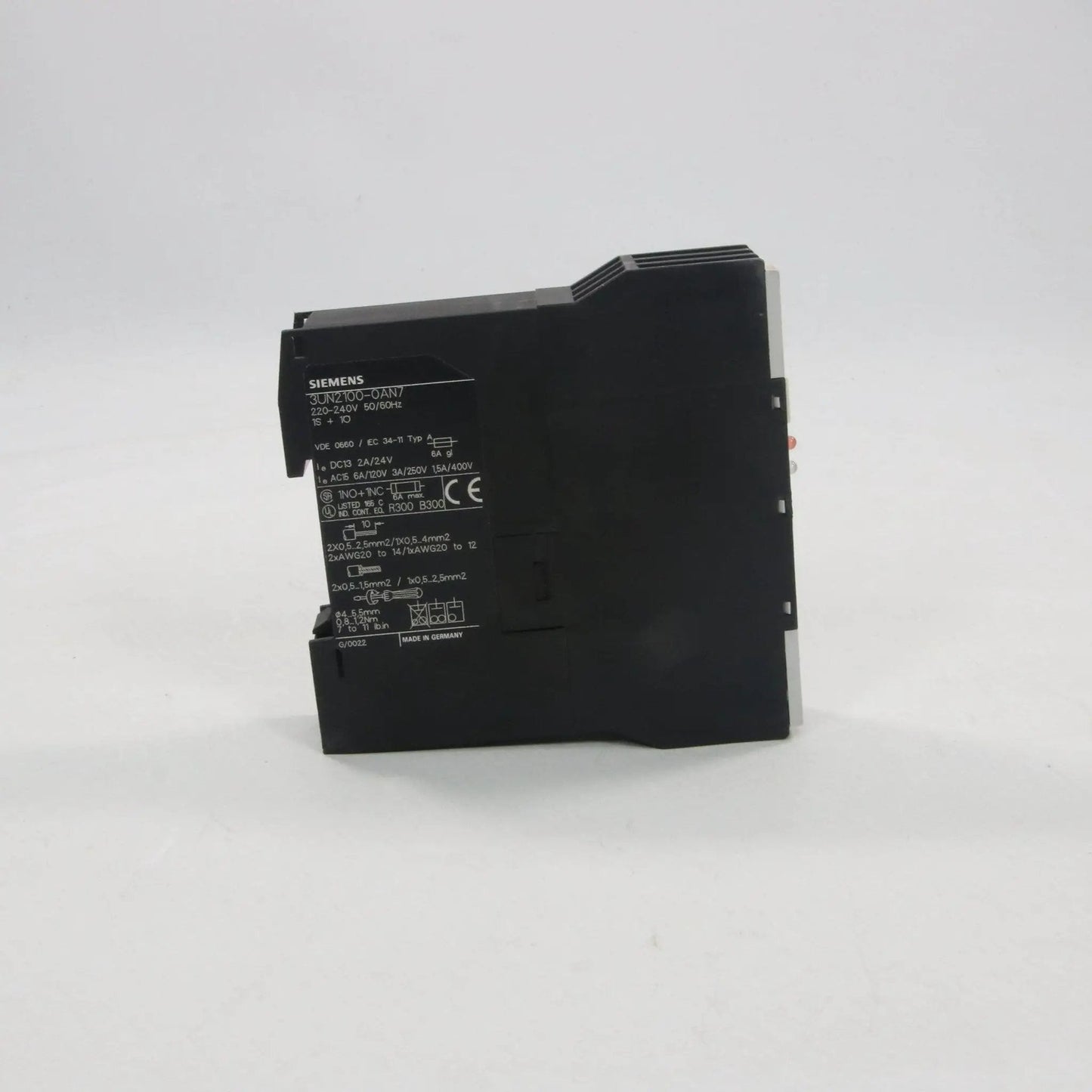 Siemens 3UN21 00 0AN7 Thermistor Tripping Unit