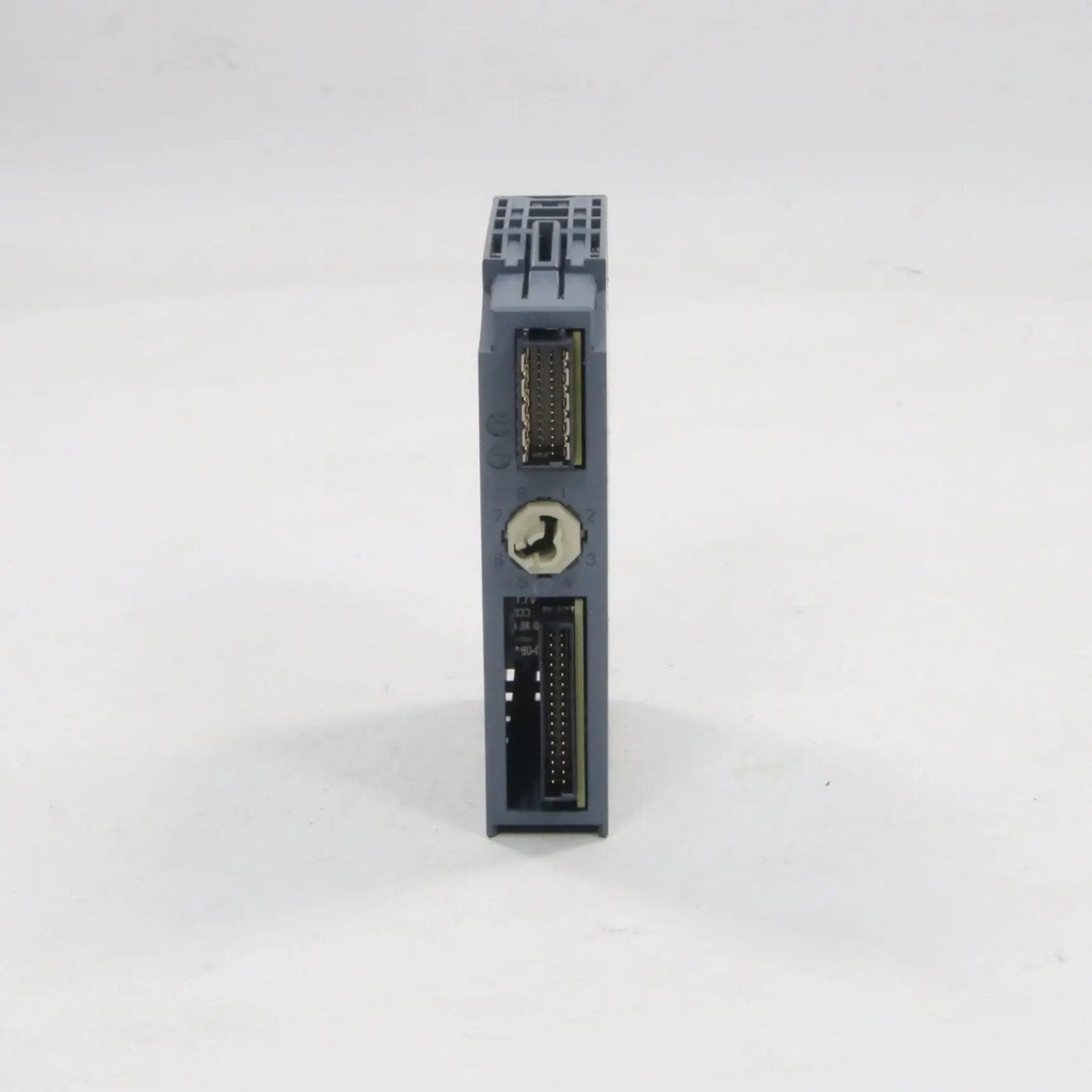 Siemens 6ES7 135 6HD00 0BA1 Analog Output Module