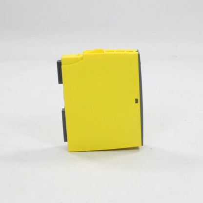 Siemens 6ES7 136 6DB00 0CA0 Digital Output Module