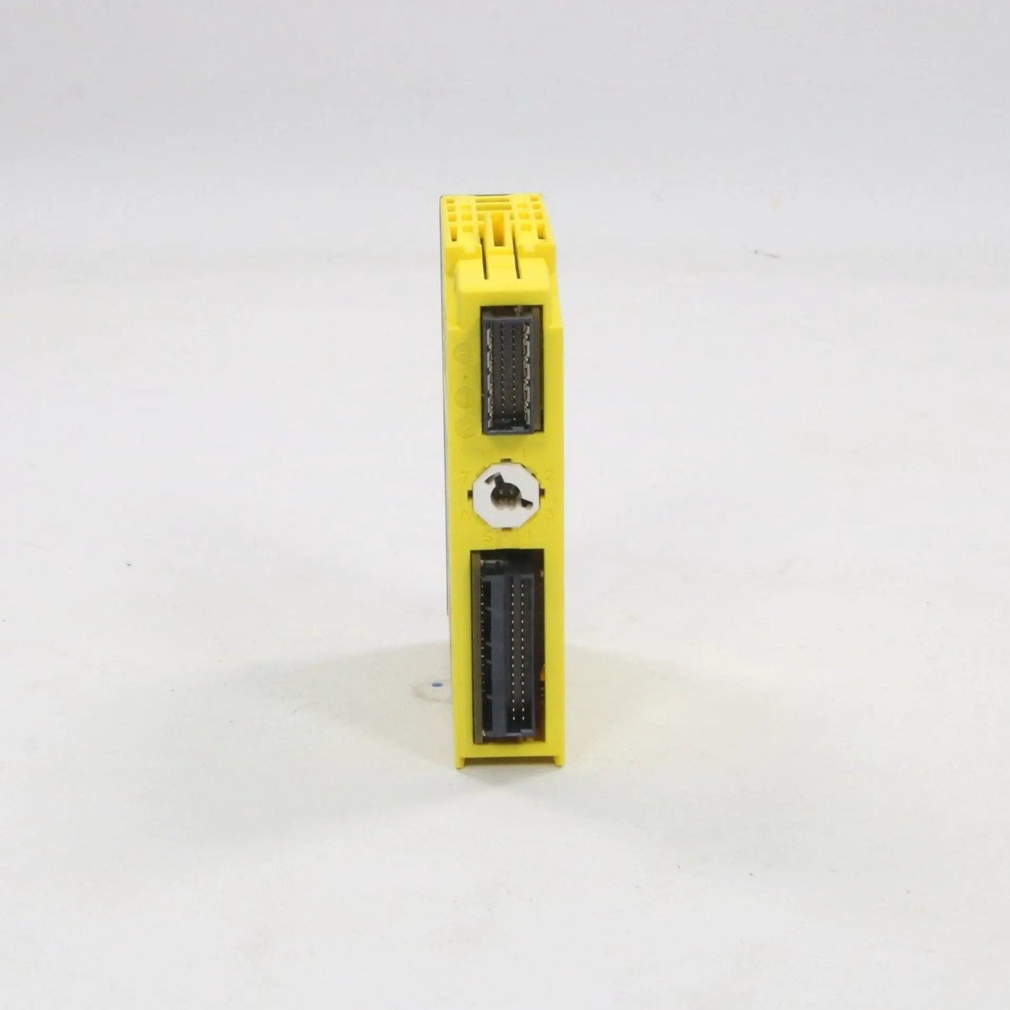 Siemens 6ES7 136 6DB00 0CA0 Digital Output Module