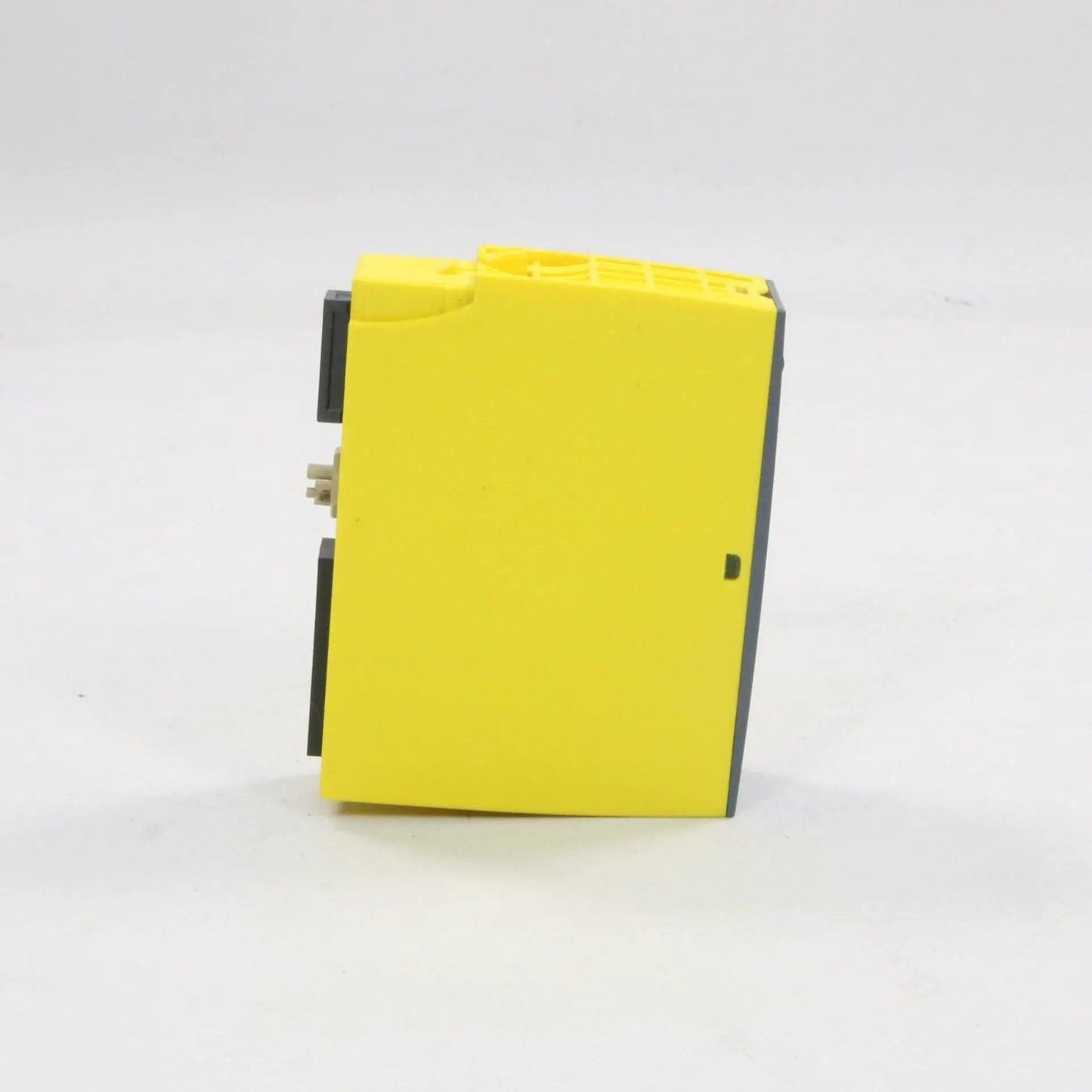 Siemens 6ES7 136 6RA00 0BF0 Relay Output Module