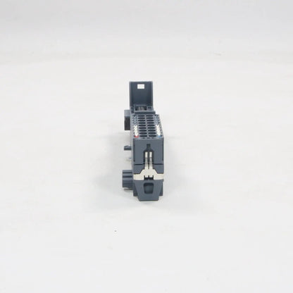 Siemens 6ES7 193 6BP00 0BA0 Base Unit