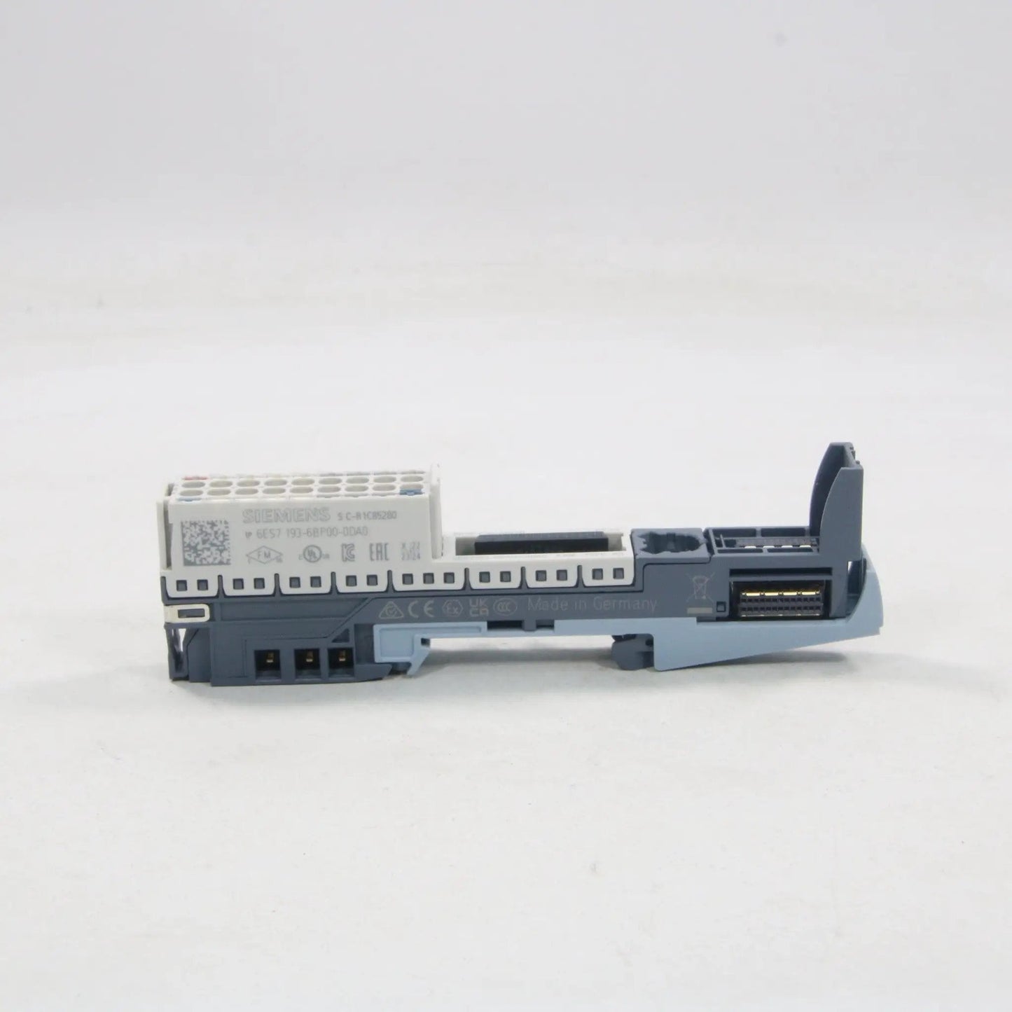 Siemens 6ES7 193 6BP00 0DA0 Base Unit