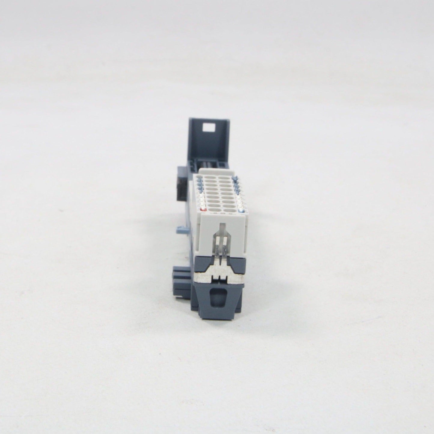 Siemens 6ES7 193 6BP00 0DA0 Base Unit