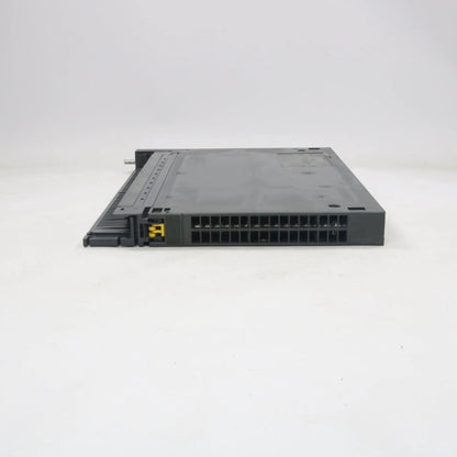 Siemens 6ES7 422-1BL00-0AA0 Digital Output Module