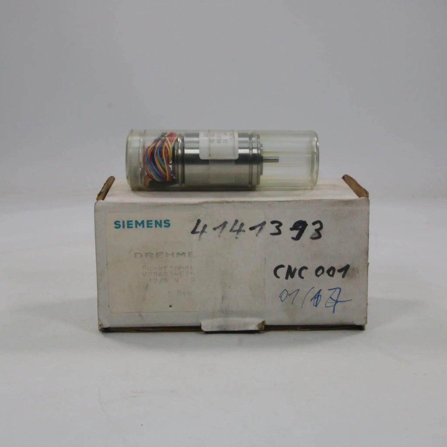 Siemens DC Motor V23401-E2002-B104