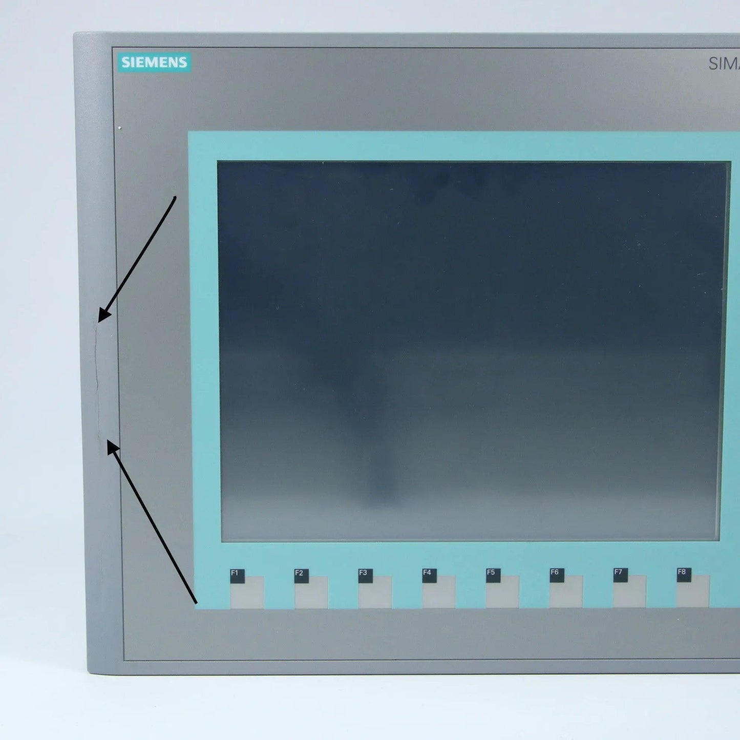 Siemens HMI 6AV6647-0AB11-3AX0 KTP1000 damaged