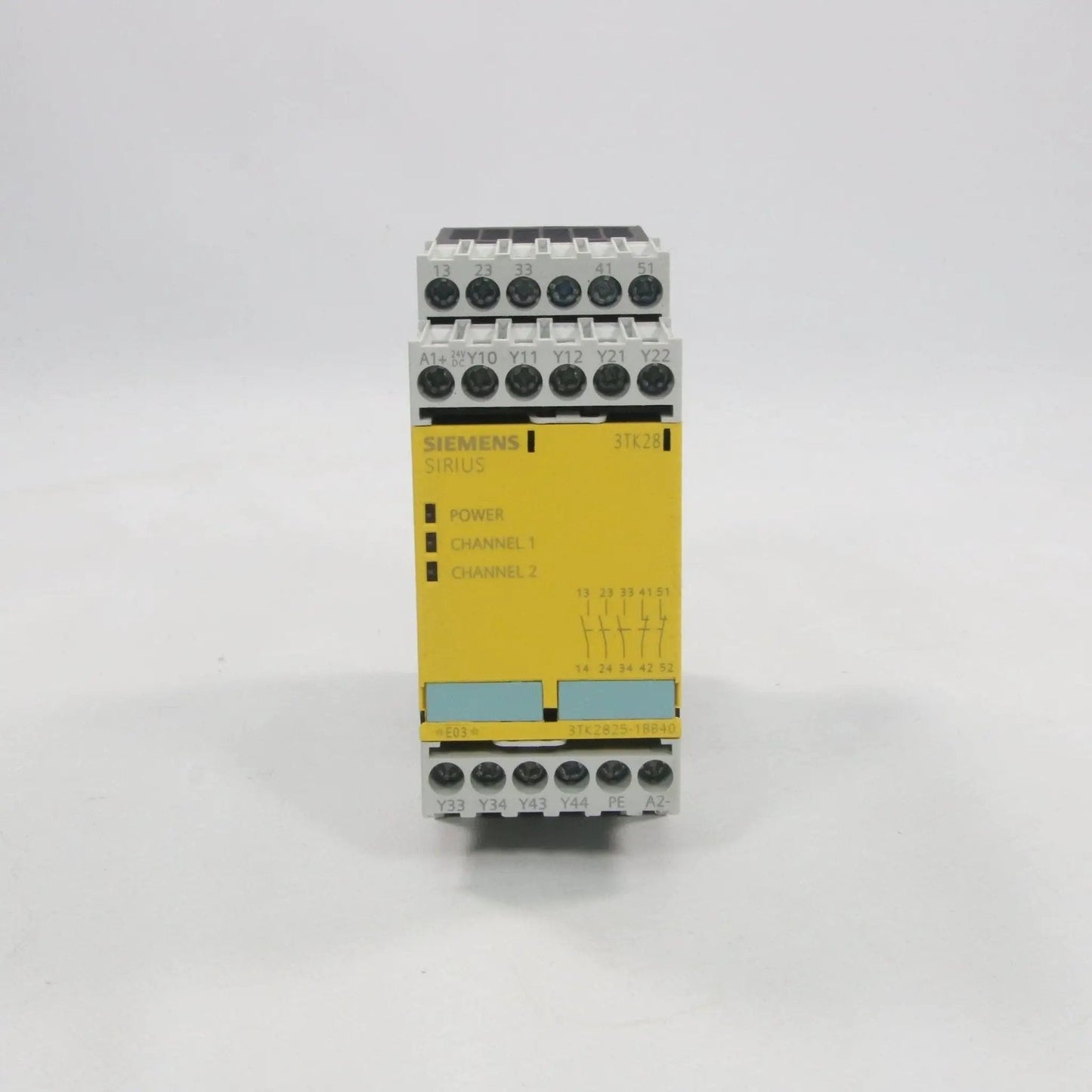 Siemens Sirius 3TK2825 1BB40 Safety Relay