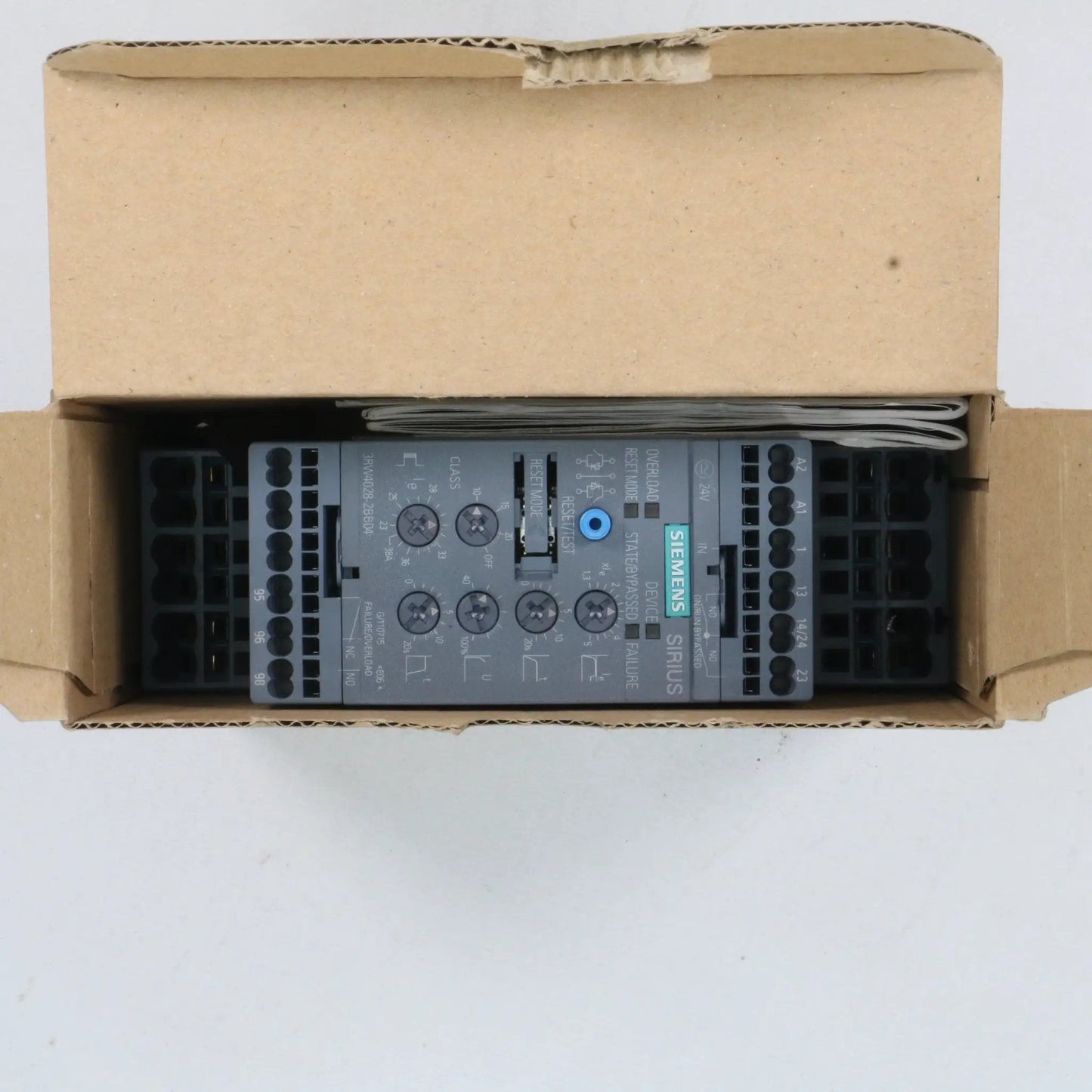 Siemens Sirius AC Semiconductor Motor Starter 3RW4028-2BB04