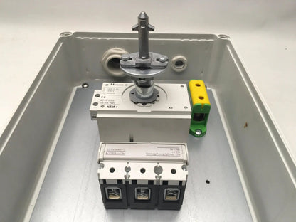 Skandinaviska Solenoid AB/Moeller NZM1Circuit Breaker